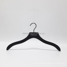 DL758 Black customized wood coat hangar covered with rubber lotus wood material jacket coat men hanger with logo